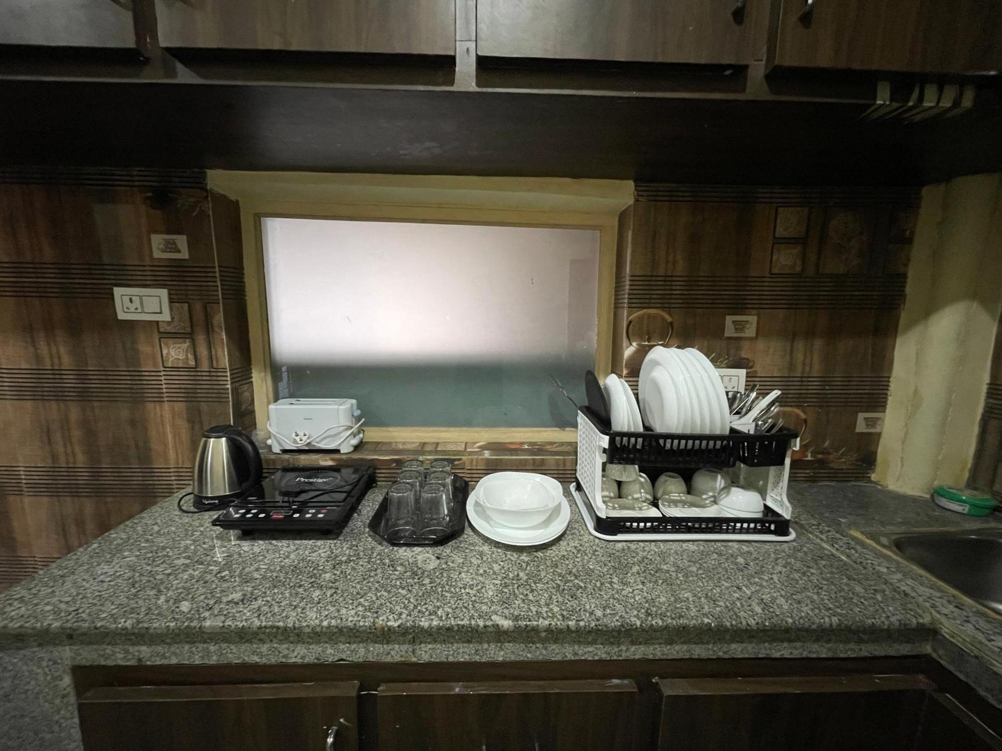 The Khayabaan - Luxurious Home Stay Away From Home Srīnagar Exteriér fotografie